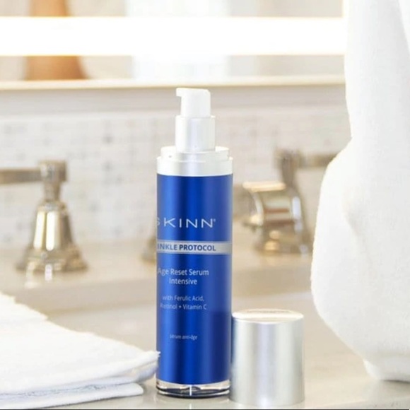 SKINN DEEP WRINKLE PROTOCOL
AGE RESET SERUM INTENSIVE‎ - Picture 4 of 5